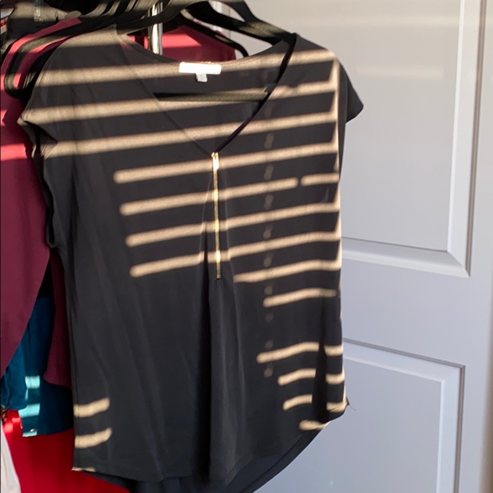 Soft quality top/shirt 🖤